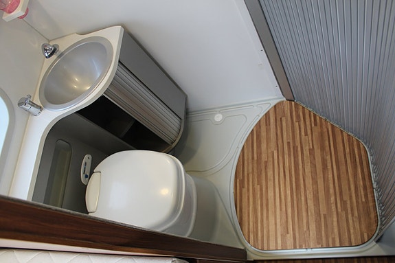 Adria Twin 640 SLX 12 of 17
