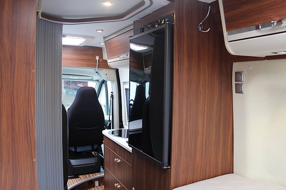 Adria Twin 640 SLX 11 of 17