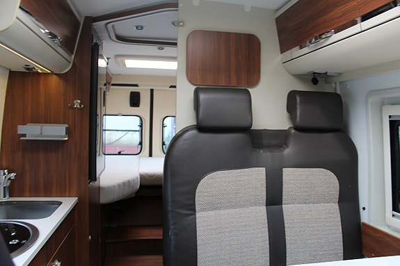 Adria Twin 640 SLX 16 of 17