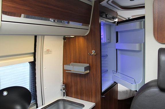 Adria Twin 640 SLX 15 of 17