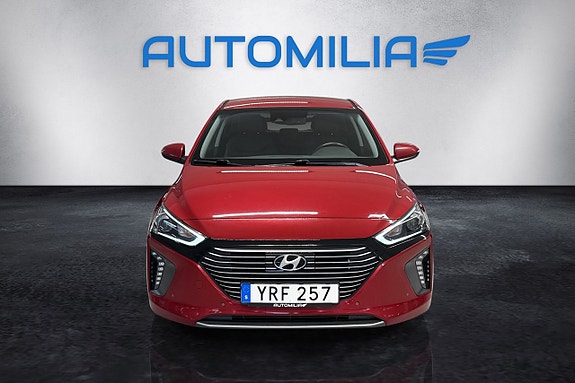 Hyundai IONIQ 2 of 20