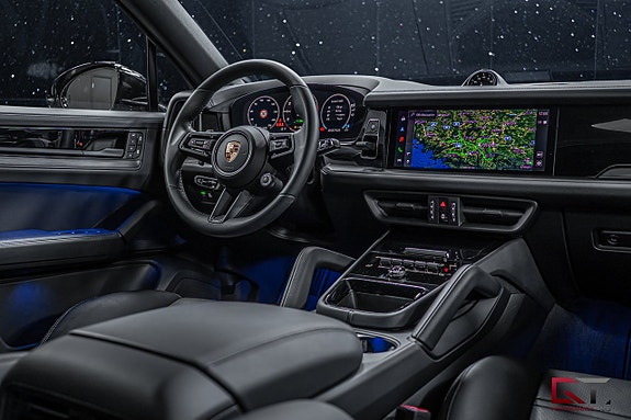 Porsche Cayenne 17 of 20
