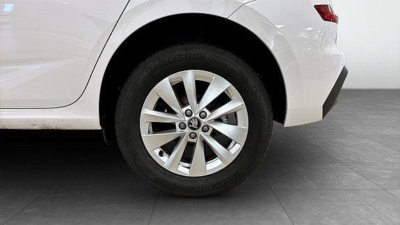 Skoda Kamiq 6 of 12