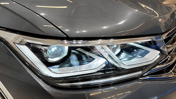 Volkswagen Tiguan 16 of 22