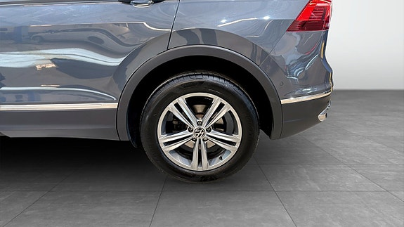 Volkswagen Tiguan 6 of 22