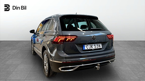 Volkswagen Tiguan 3 of 22