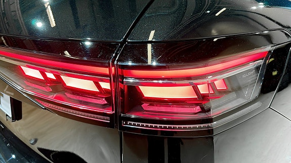 Volkswagen Passat 16 of 24
