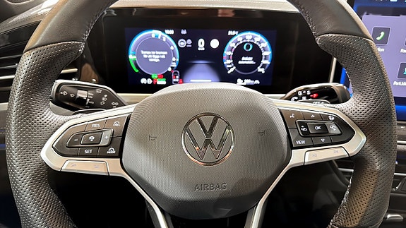 Volkswagen Passat 20 of 24