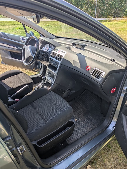 Peugeot 307 4 of 8