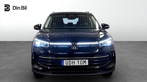 Volkswagen Tiguan 4 of 24