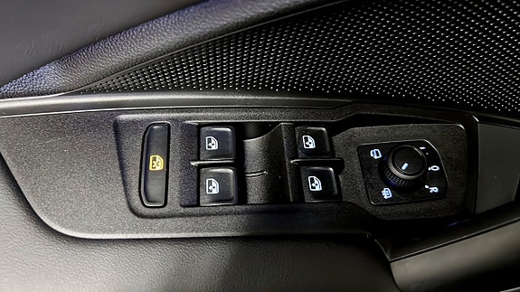 Volkswagen Tiguan 16 of 24
