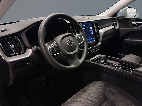 Volvo XC60 6 of 13