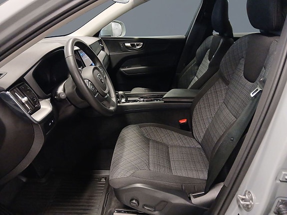 Volvo XC60 7 of 13