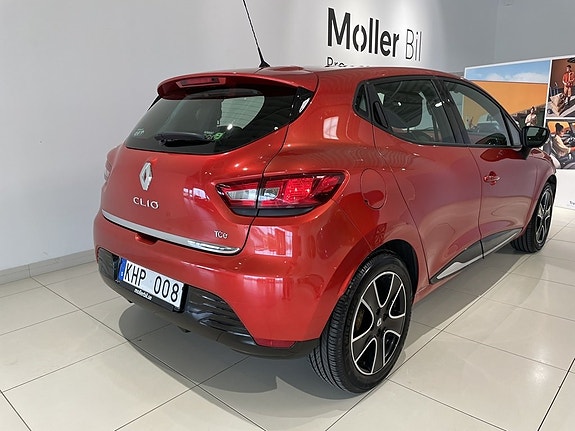 Renault Clio 19 of 19