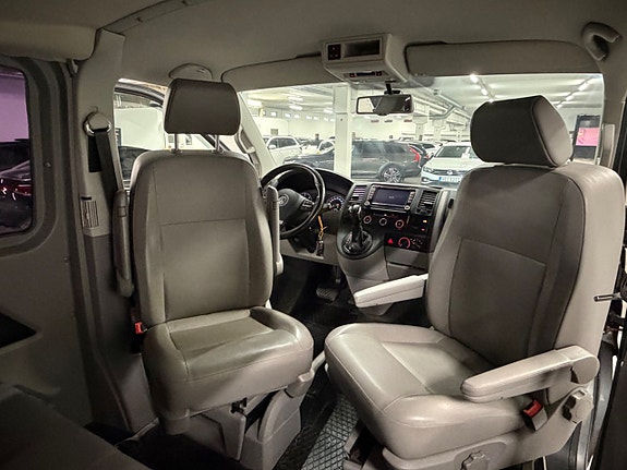 Volkswagen Transporter 11 of 18