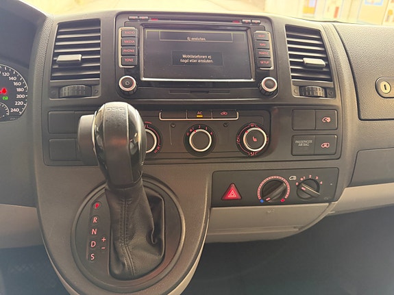 Volkswagen Transporter 15 of 18