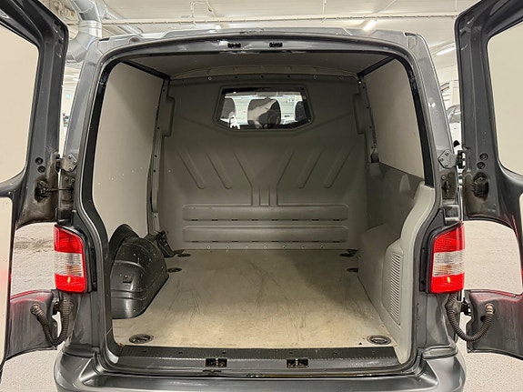 Volkswagen Transporter 6 of 18