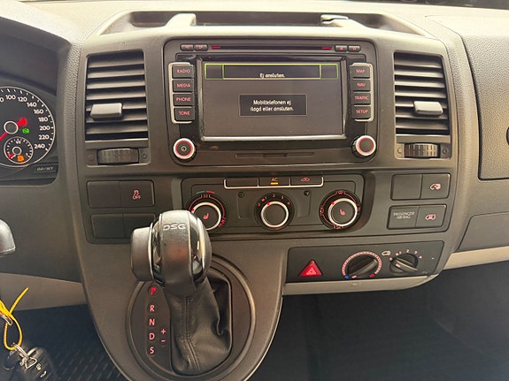 Volkswagen Transporter 13 of 18