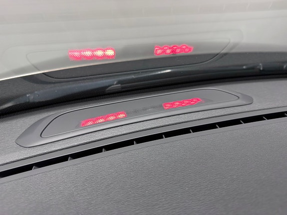 Volvo XC70 23 of 30