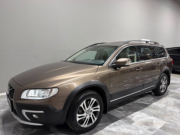 Volvo XC70 4 of 30
