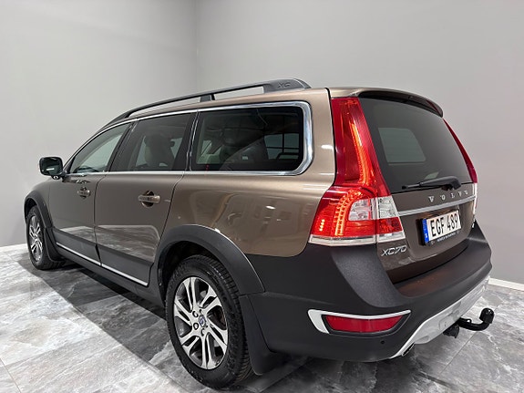 Volvo XC70 6 of 30