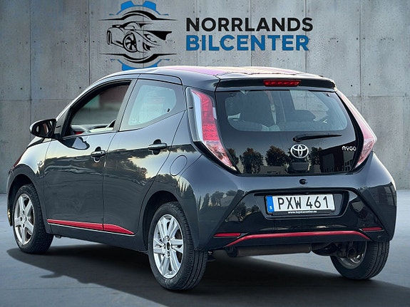 Toyota Aygo 4 of 11