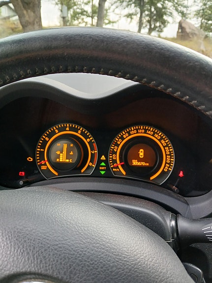Toyota Auris 5 of 12