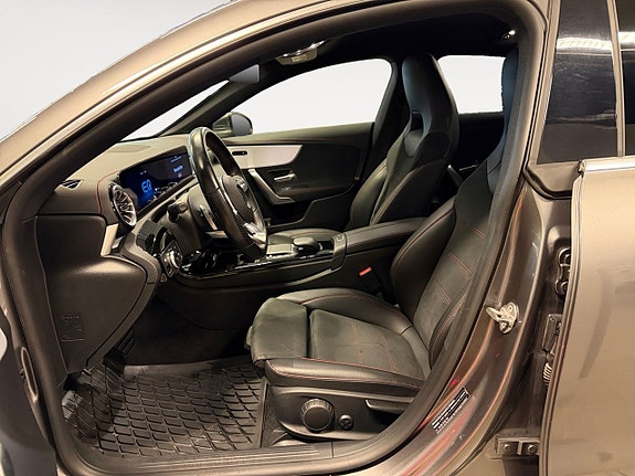 Mercedes-Benz CLA250 e 9 of 24