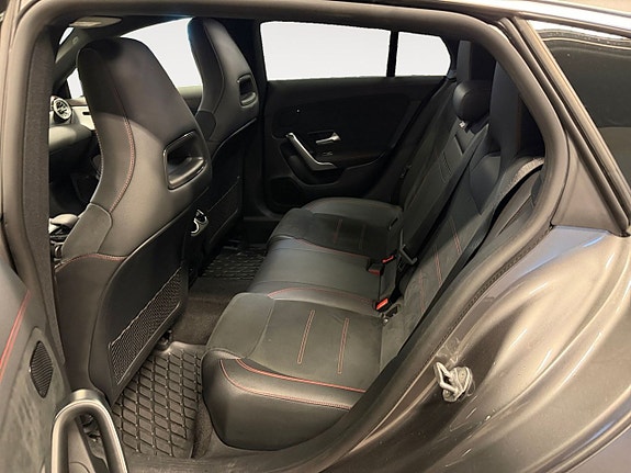 Mercedes-Benz CLA250 e 14 of 24