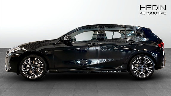 BMW 120 6 of 11