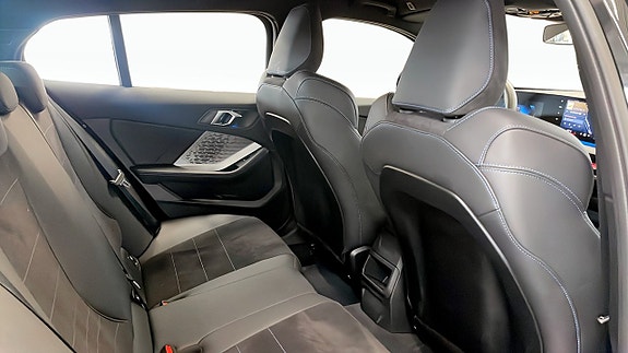 BMW 120 5 of 11