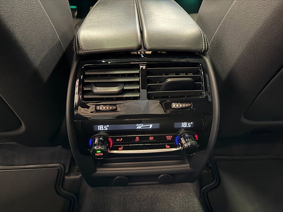 BMW M550i 18 of 22