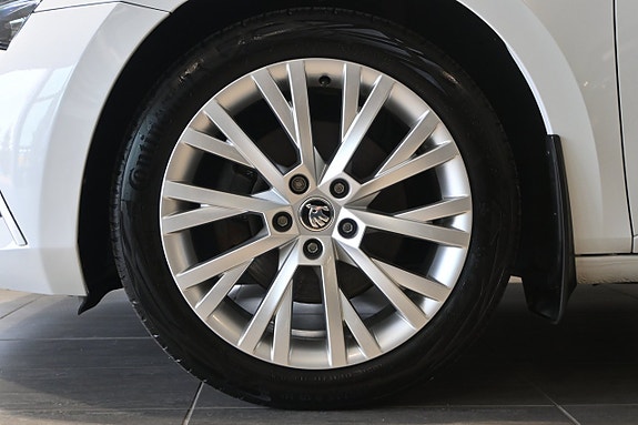 Skoda Superb 6 of 25