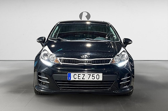 Kia Rio 9 of 16