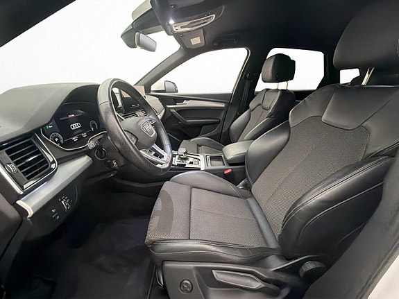 Audi Q5 12 of 30