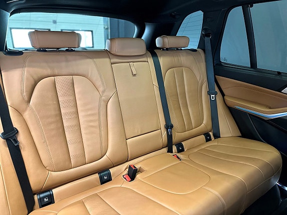 BMW X5 23 of 24
