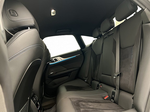 BMW i4 30 of 30