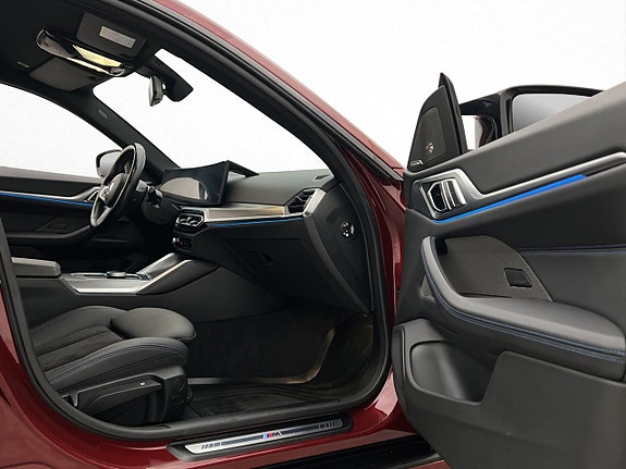 BMW i4 27 of 30
