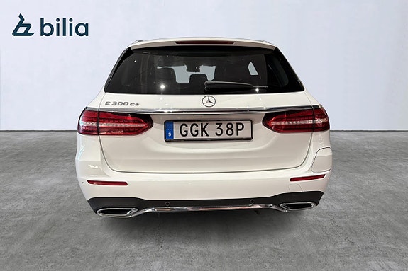 Mercedes-Benz E300 7 of 19