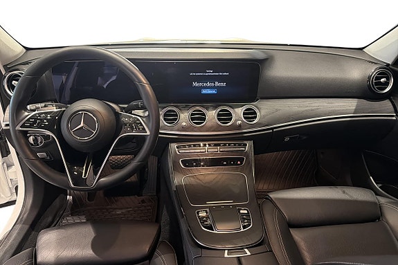 Mercedes-Benz E300 18 of 19