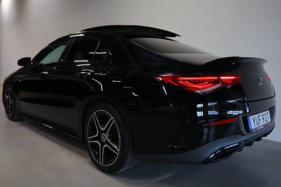 Mercedes-Benz CLA180 7 of 26