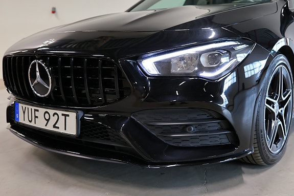 Mercedes-Benz CLA180 3 of 26