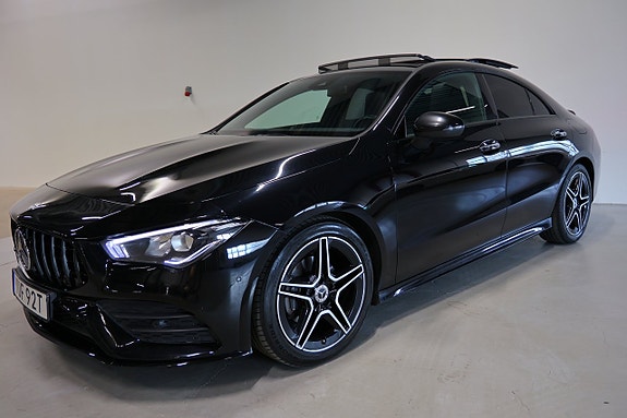 Mercedes-Benz CLA180 2 of 26