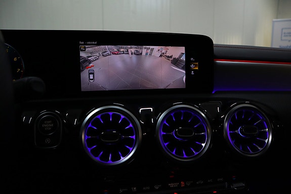 Mercedes-Benz CLA180 22 of 26