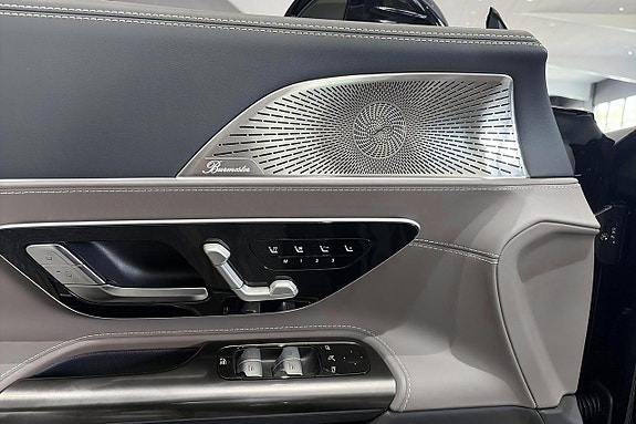Mercedes-Benz SL63 22 of 25
