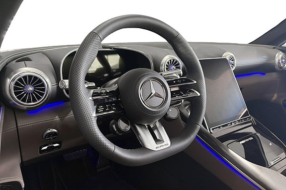 Mercedes-Benz SL63 11 of 25