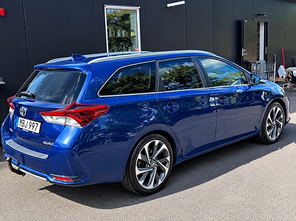 Toyota Auris 14 of 14