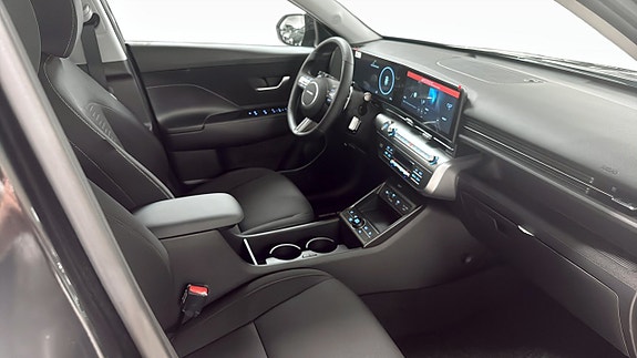 Hyundai Kona 3 of 12