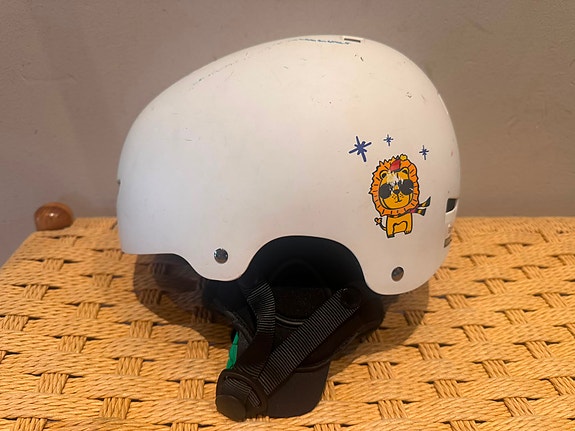 Product image 1 of 2