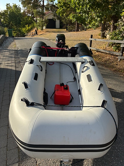 YAM Gummibåt med motor 3 of 8